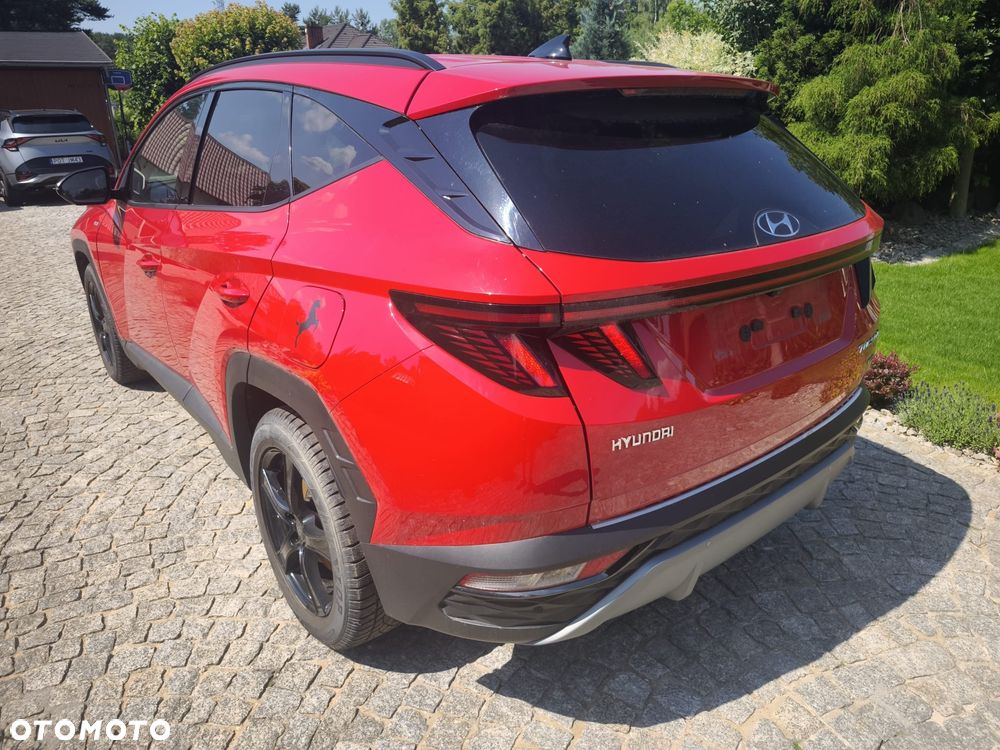 Hyundai Tucson 1.6 T-GDi 48V-Hybrid 4WD DCT Blackline - 12