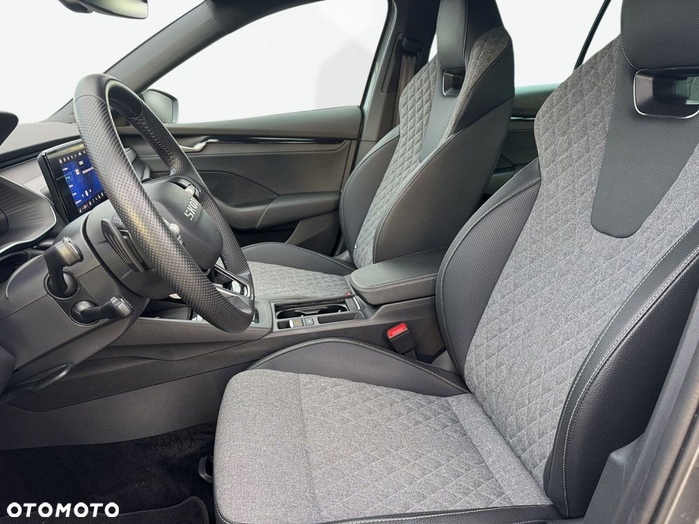 Skoda Octavia 1.5 TSI mHEV Sportline DSG - 10