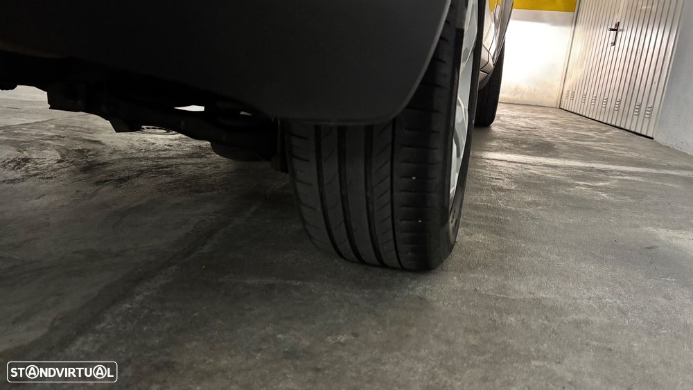 Ford Kuga 2.0 TDCi Titanium - 17