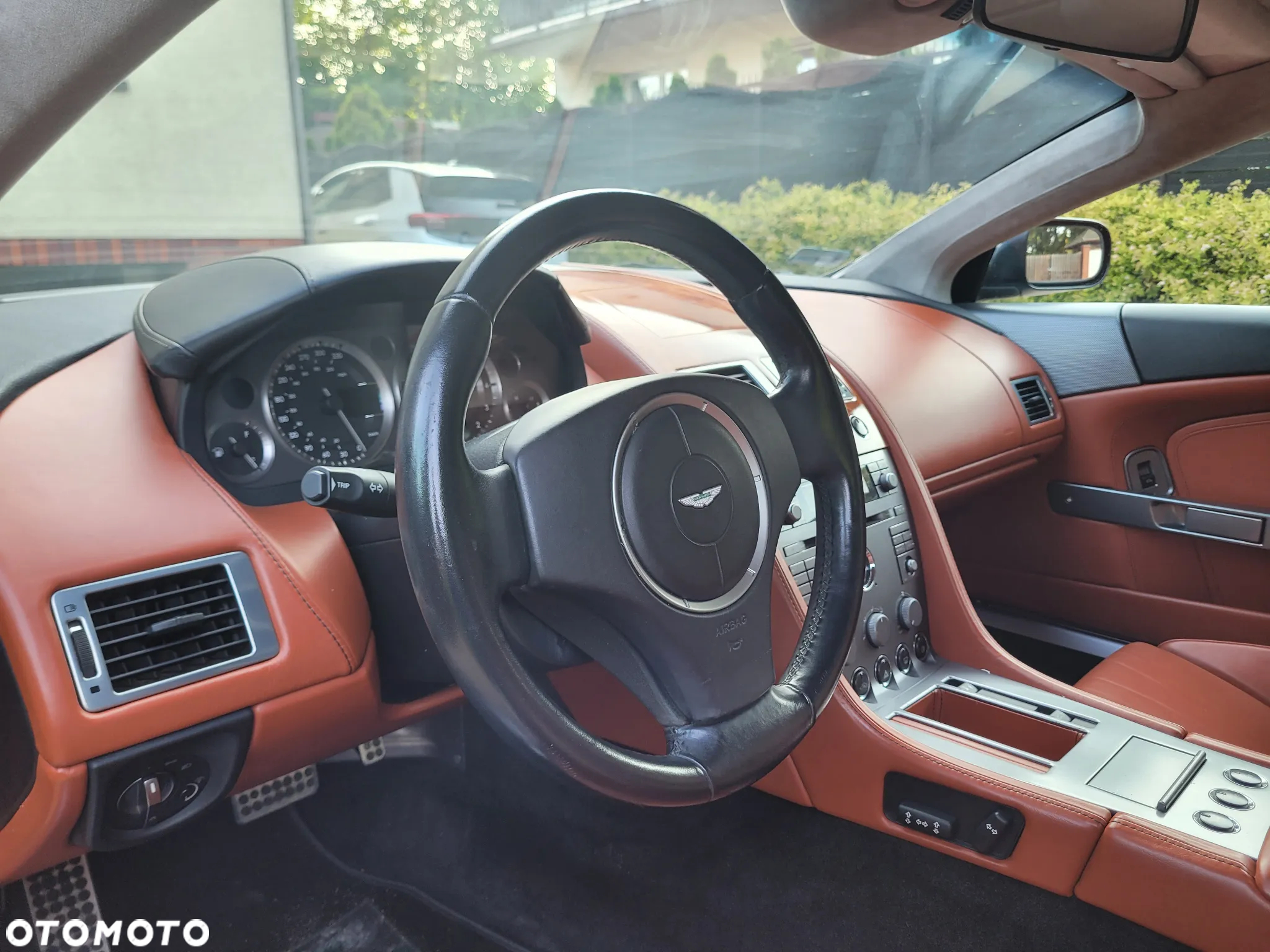 Aston Martin DB9 Coupe Touchtronic - 10