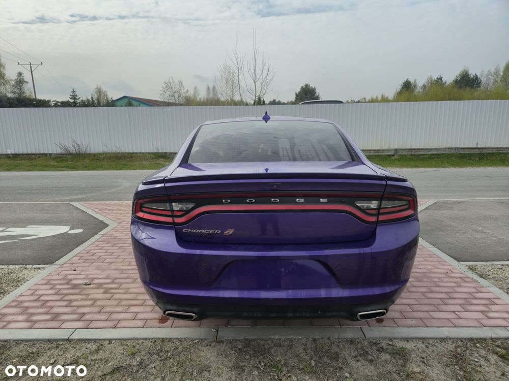 Dodge Charger - 2