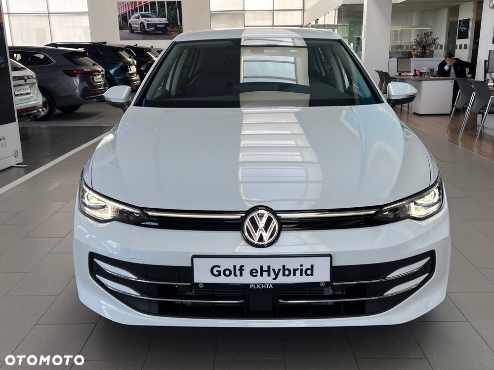Volkswagen Golf - 3