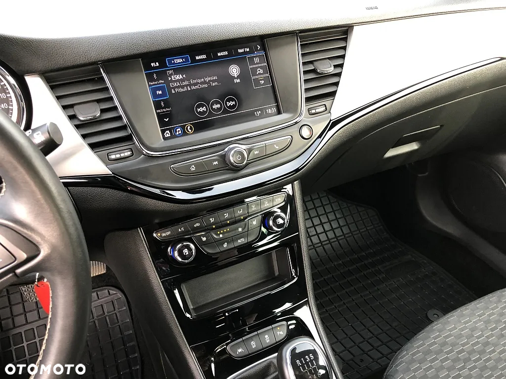 Opel Astra V 1.2 T GS Line S&S - 14