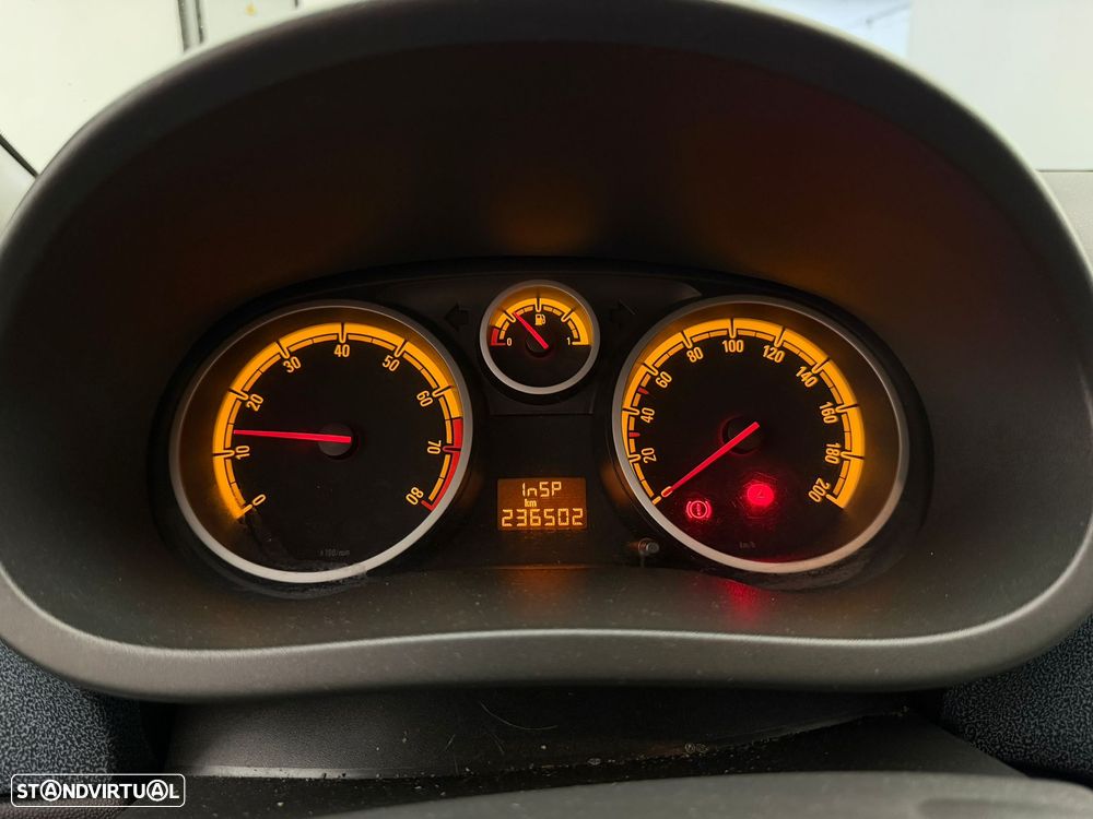 Opel Corsa 1.2 Enjoy - 14