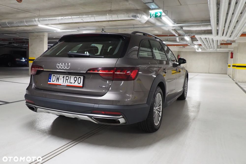 Audi A4 Allroad 45 TFSI Quattro S tronic - 4