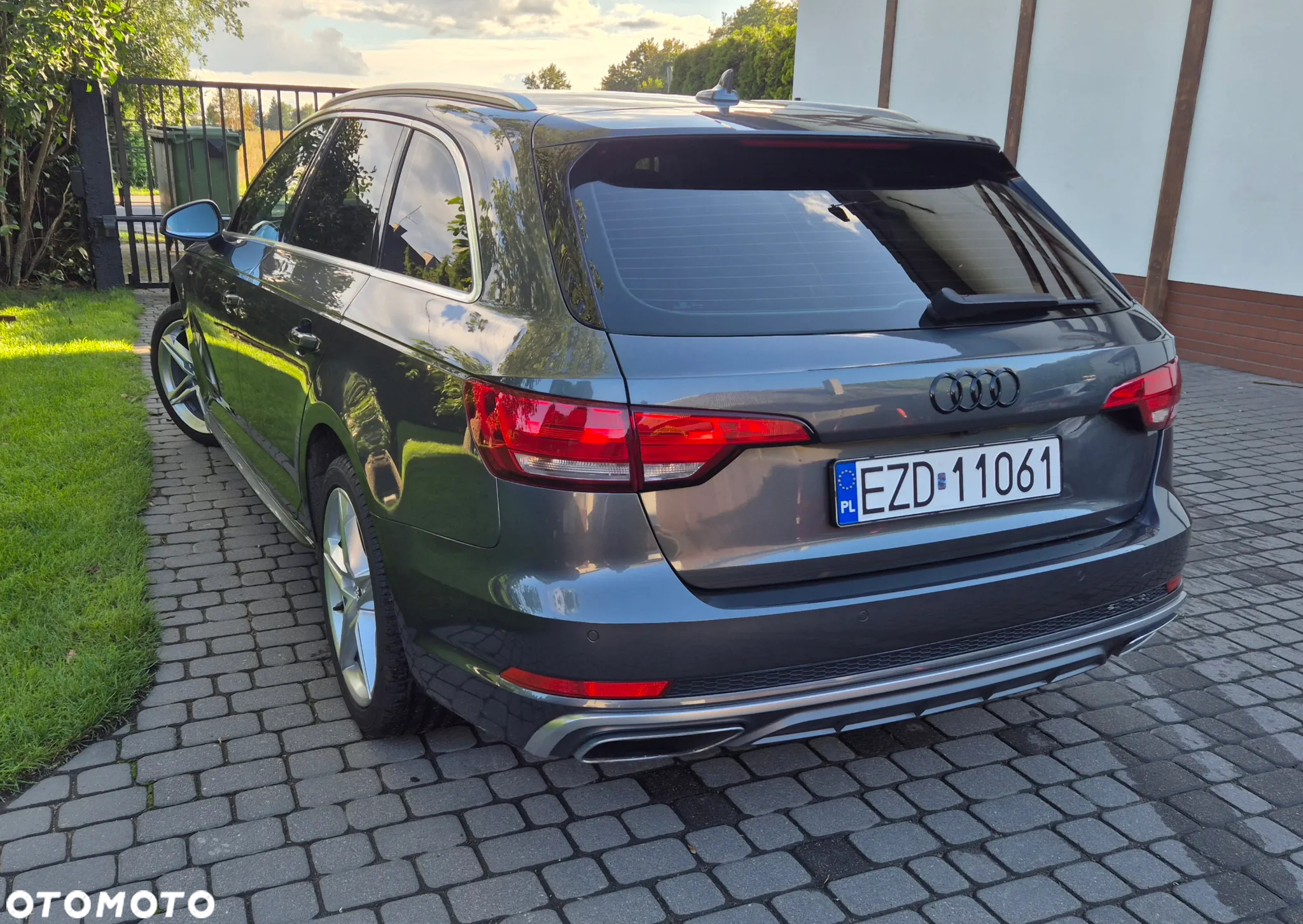 Audi A4 Avant - 33