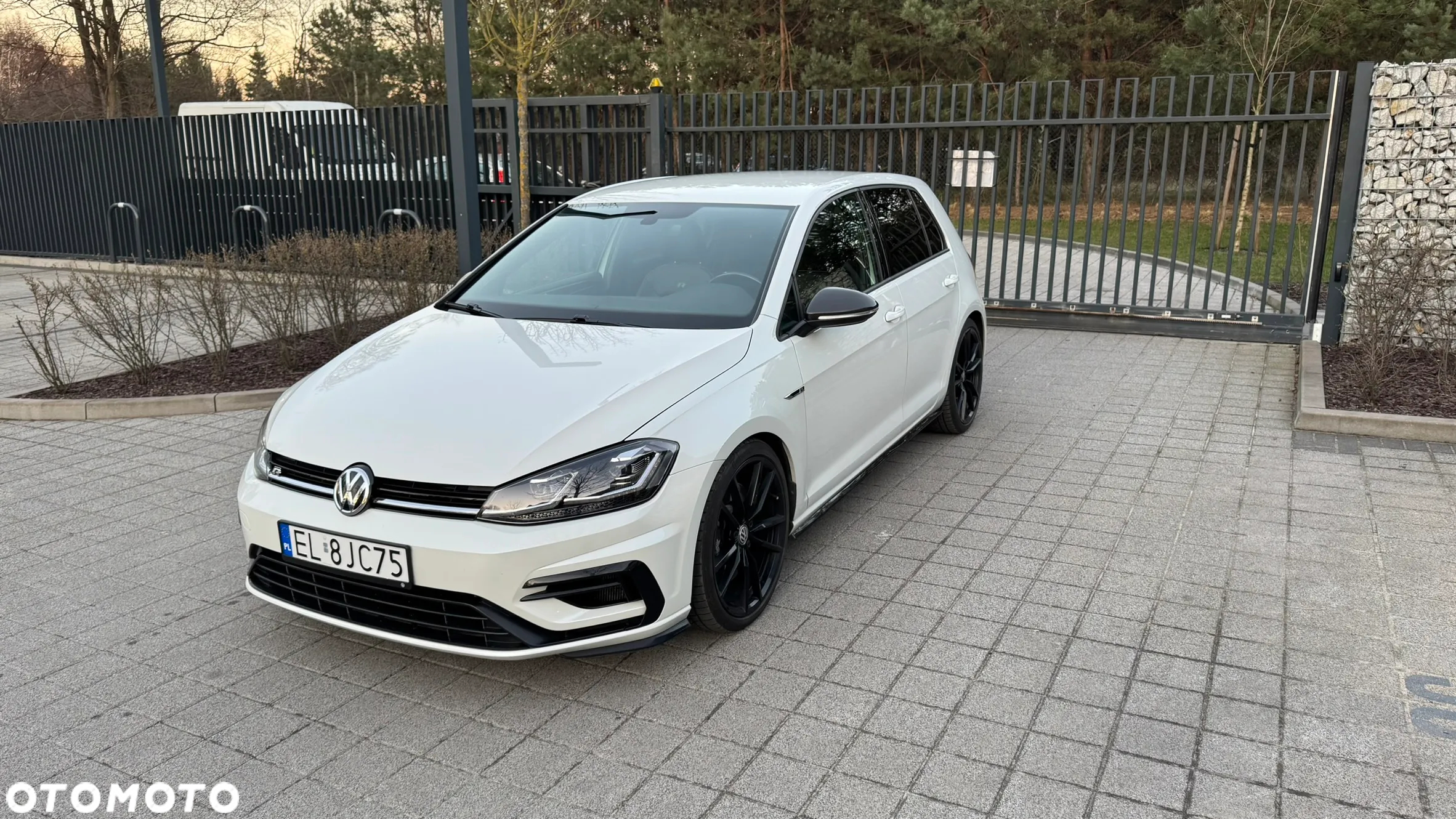 Volkswagen Golf VII 2.0 TSI 4Mot R DSG - 4