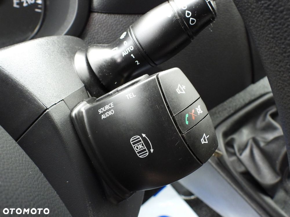 Renault MASTER PLANDEKA 10 PALET TEMPOMAT LEDY PNEUMATYKA KLIMATYZACJA  165KM - 31