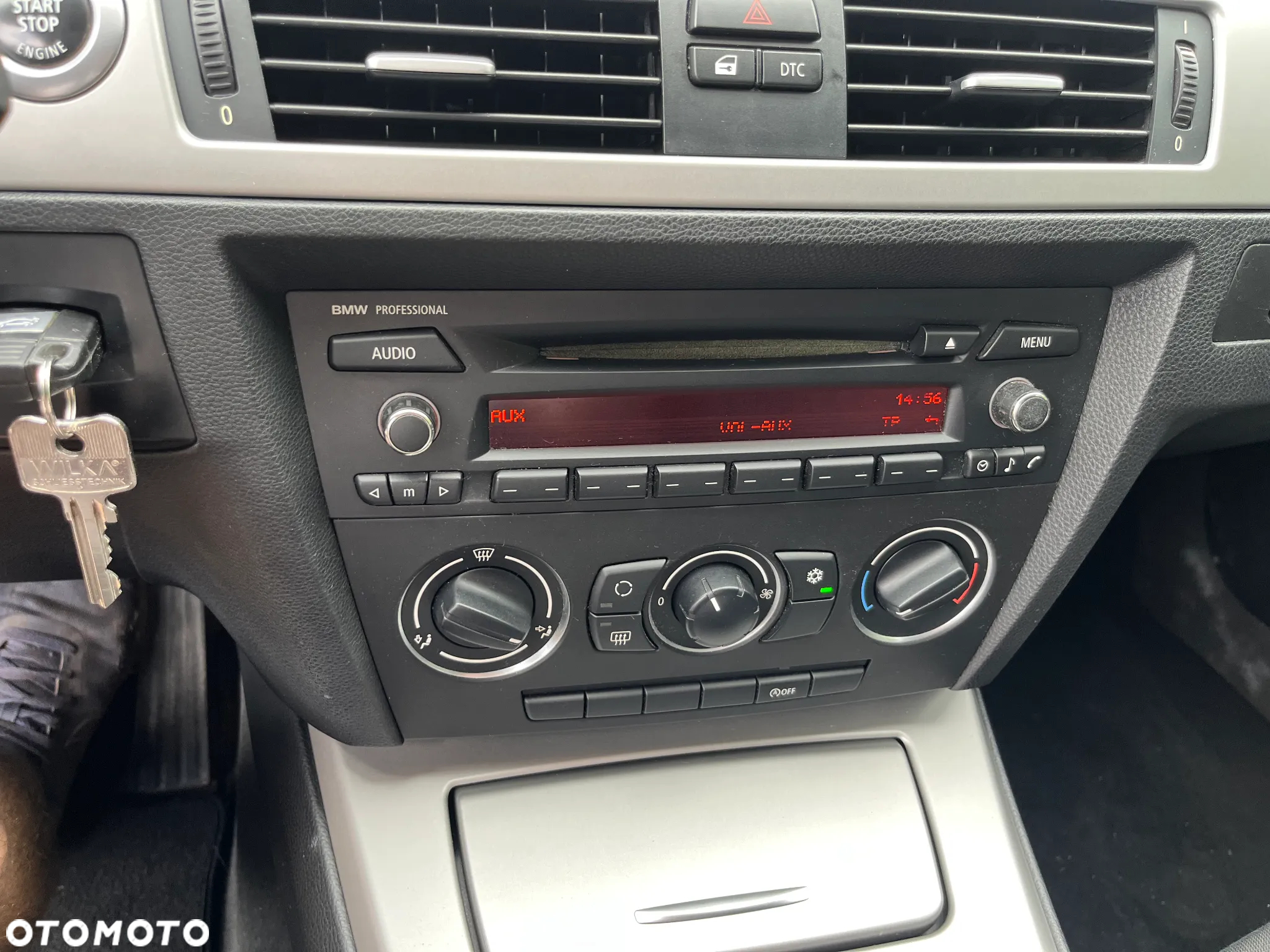 BMW Seria 3 320i - 12