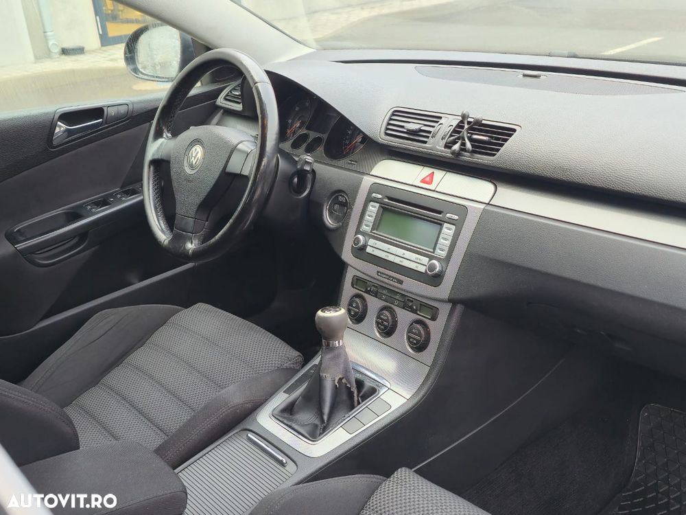 Volkswagen Passat Variant 2.0 TDI DPF Comfortline - 13