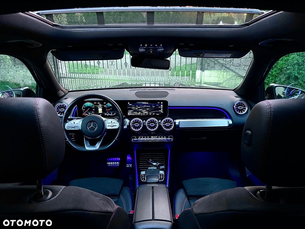 Mercedes-Benz GLB 200 7G-DCT AMG Line - 30