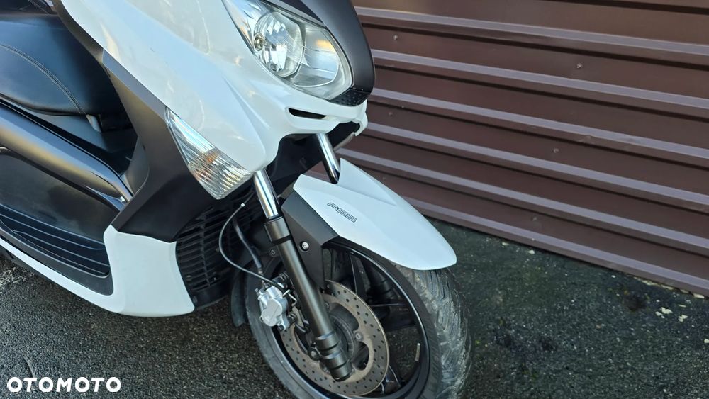 Yamaha X-max - 7