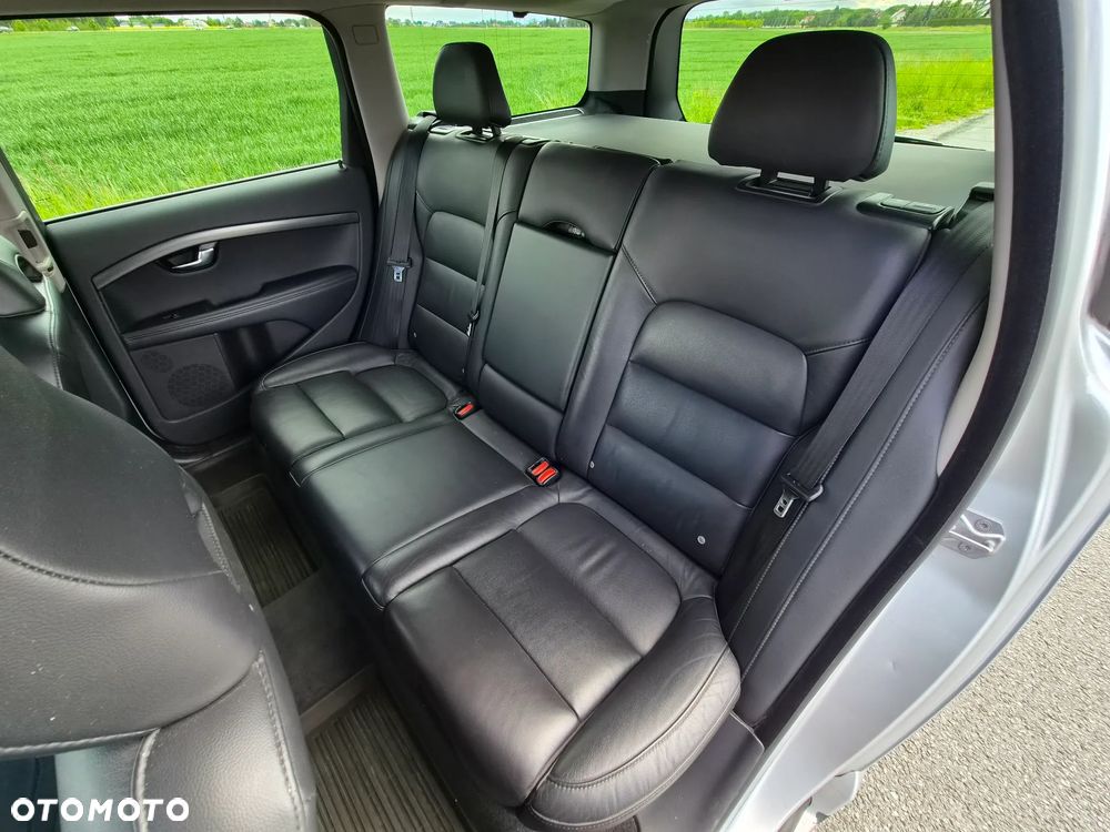 Volvo V70 D4 Drive-E Momentum - 40