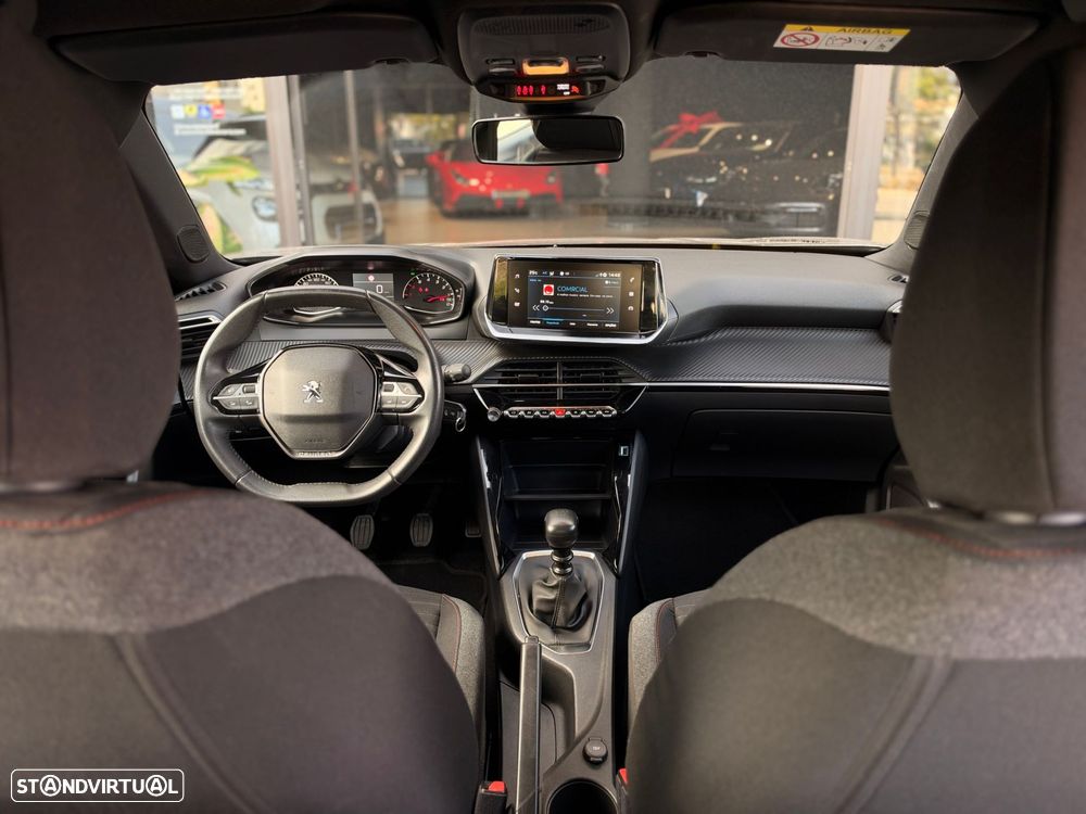 Peugeot 2008 1.2 PureTech Allure Pack - 42