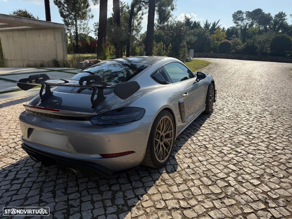 Porsche 718 Cayman GT4 RS - 4