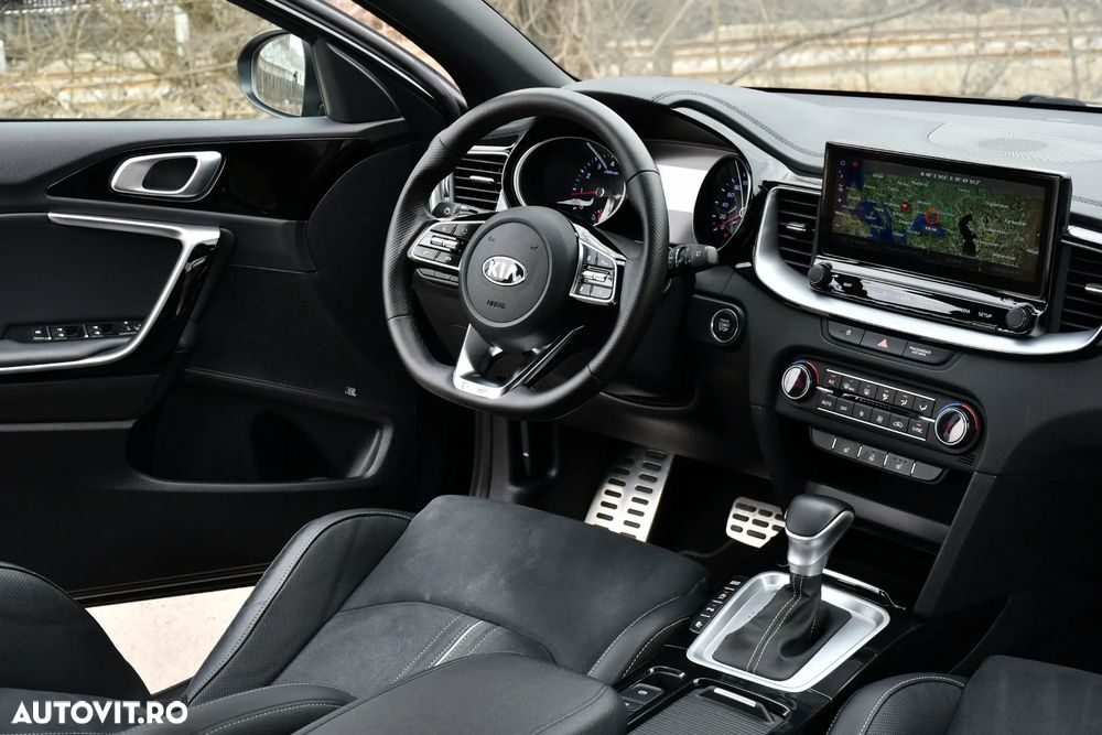 Kia Ceed 1.5 T-GDI DCT7 OPF (48V Mild Hybrid) GT Line - 28