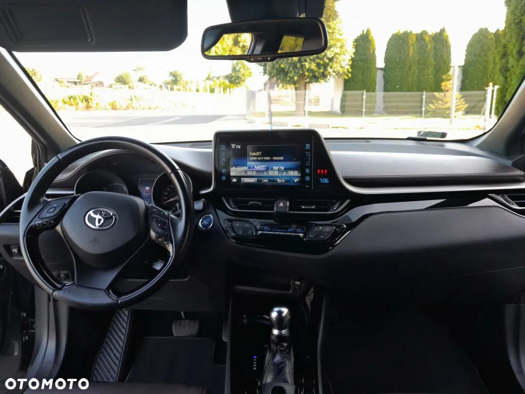 Toyota C-HR 1.8 Hybrid Prestige - 8
