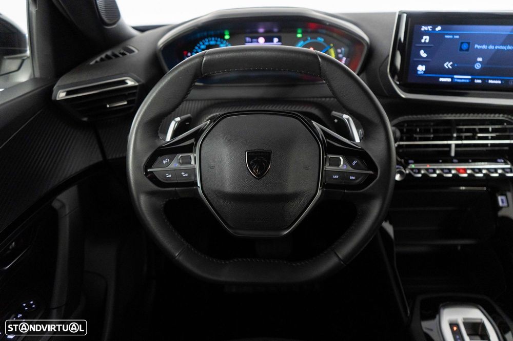 Peugeot 2008 1.2 Hybrid Style e-DCS6 - 24
