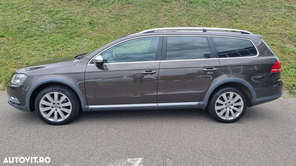 Volkswagen Passat Alltrack - 8
