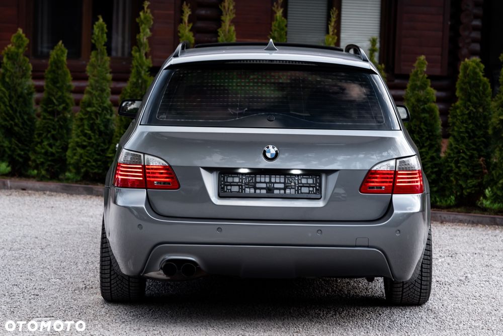 BMW Seria 5 530d xDrive - 12