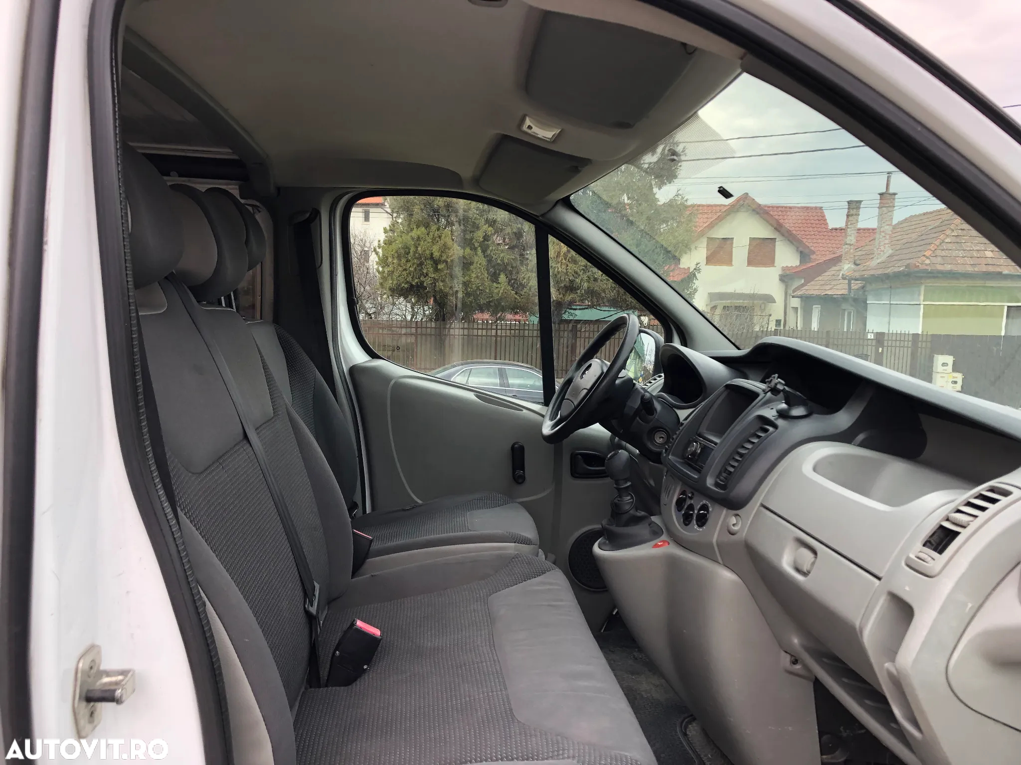 Opel Vivaro - 7