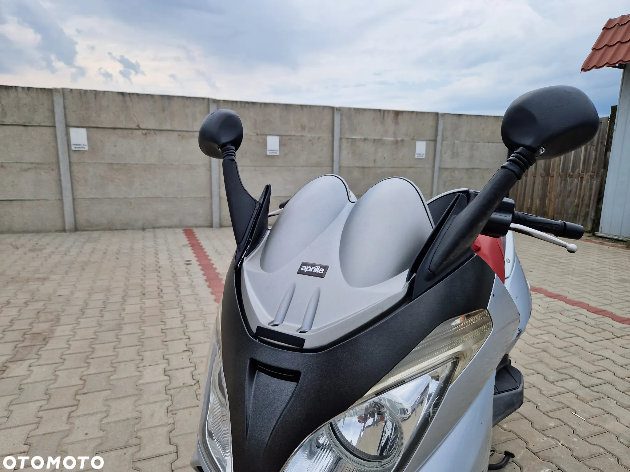 Aprilia Atlantic - 12