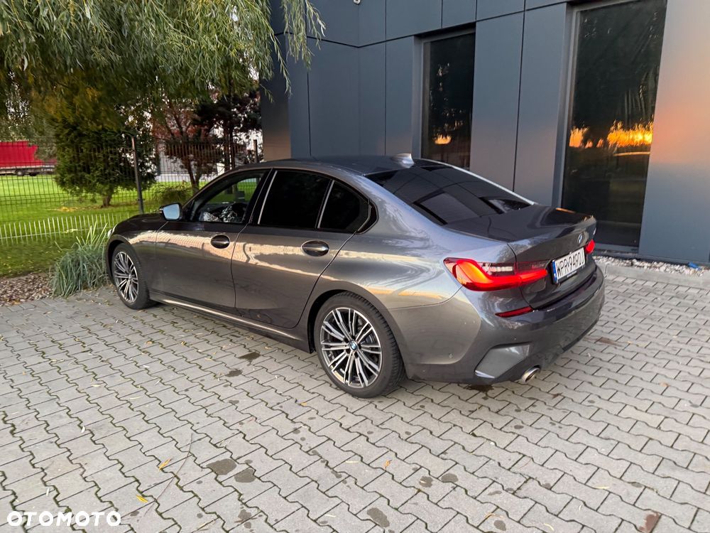 BMW Seria 3 320i M Sport sport - 15