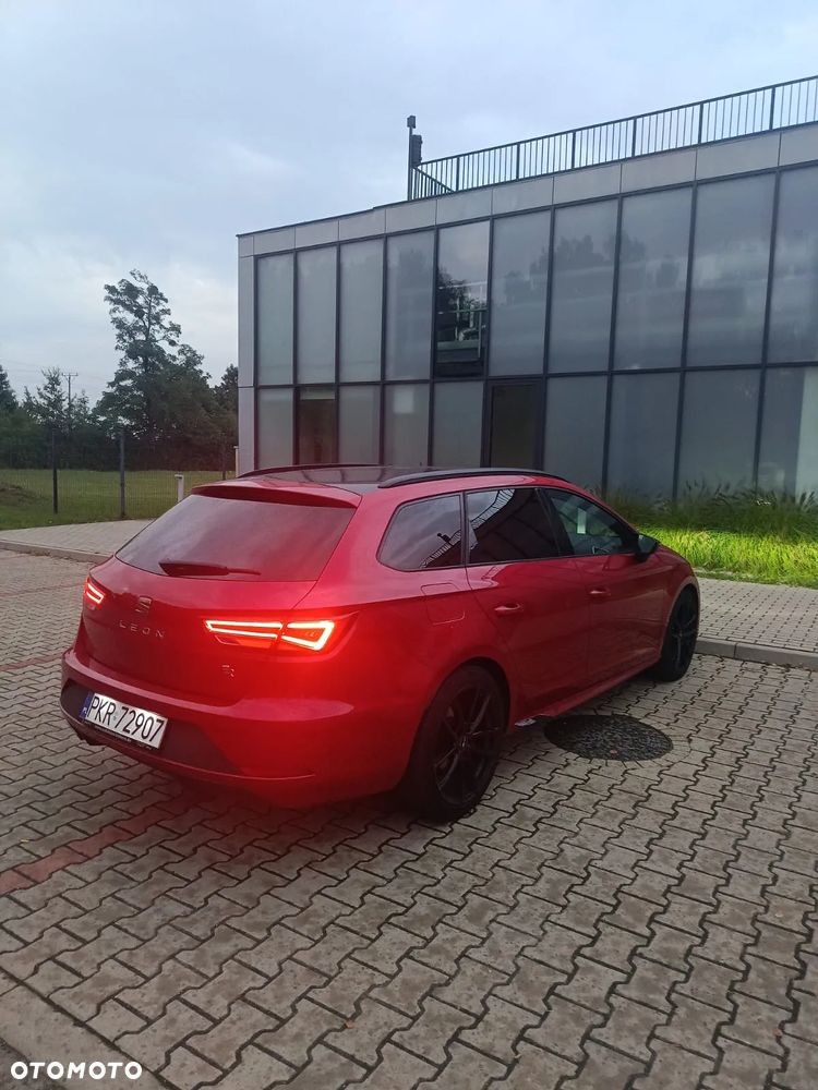 Seat Leon 2.0 TDI FR S&S DSG - 35