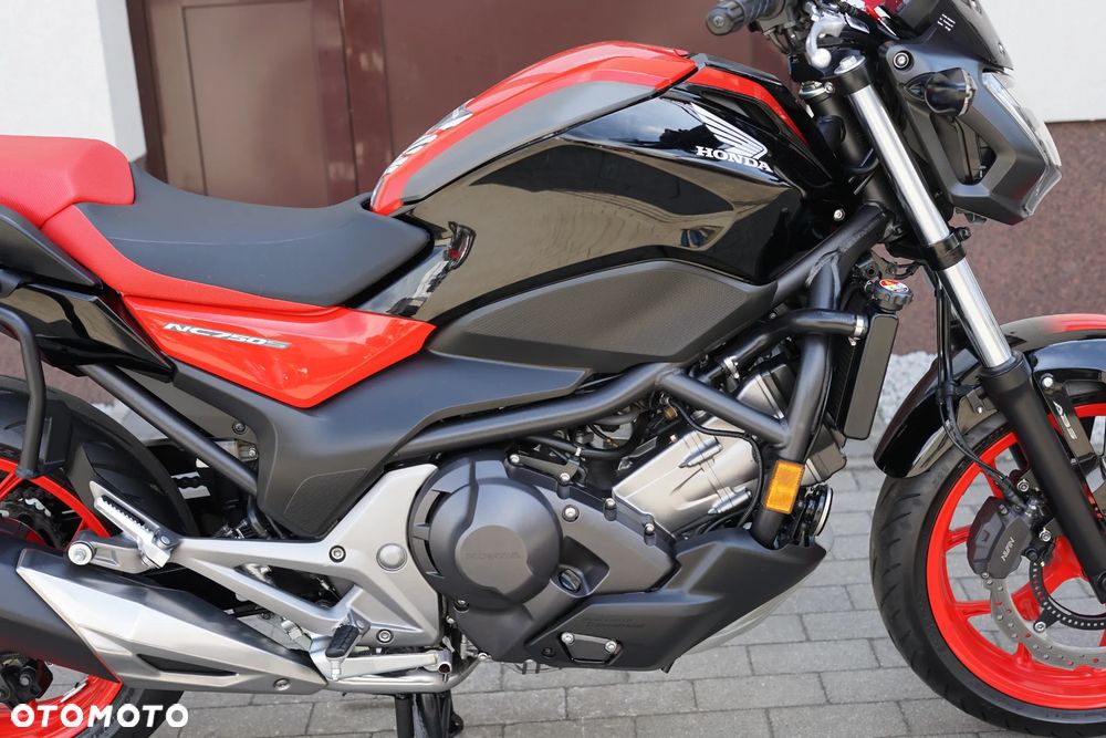 Honda NC - 10