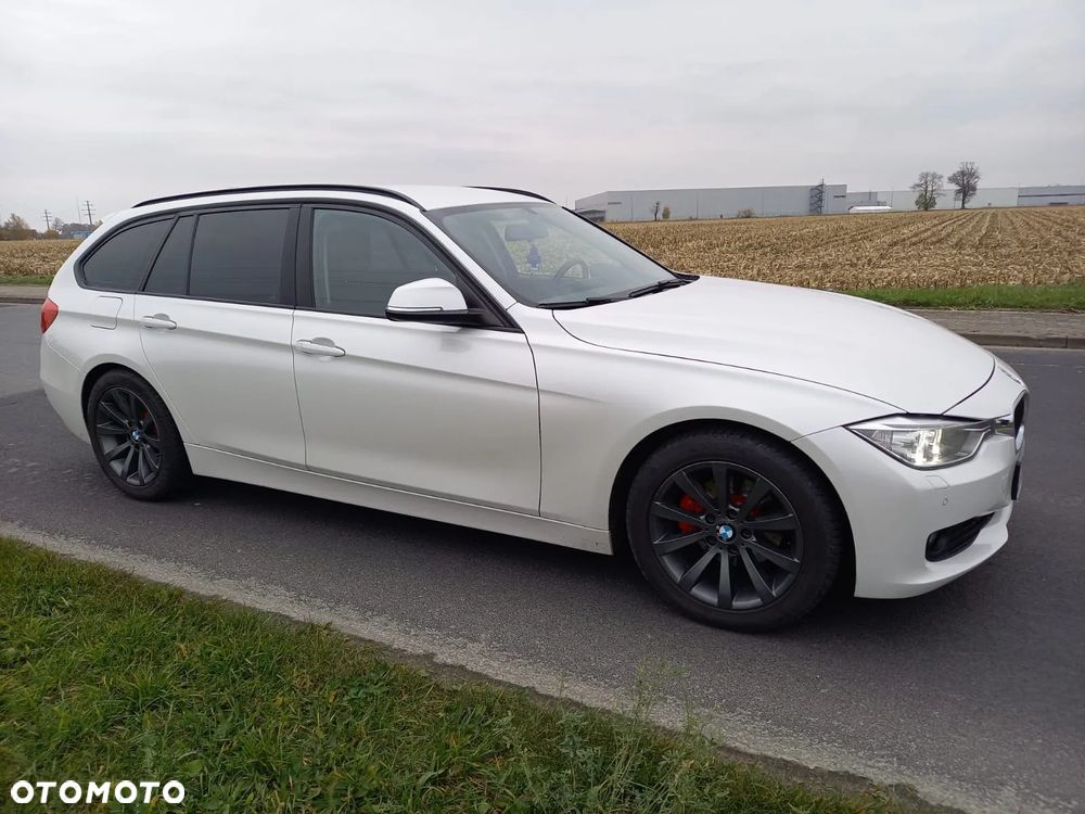 BMW Seria 3 320d Efficient Dynamics - 2