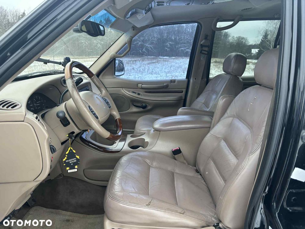 Lincoln Navigator - 29