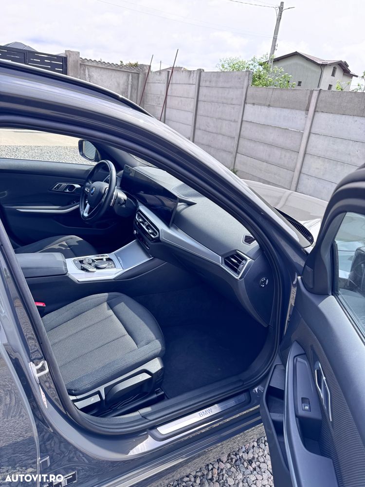 BMW Seria 3 318d Aut. Sport Line - 8