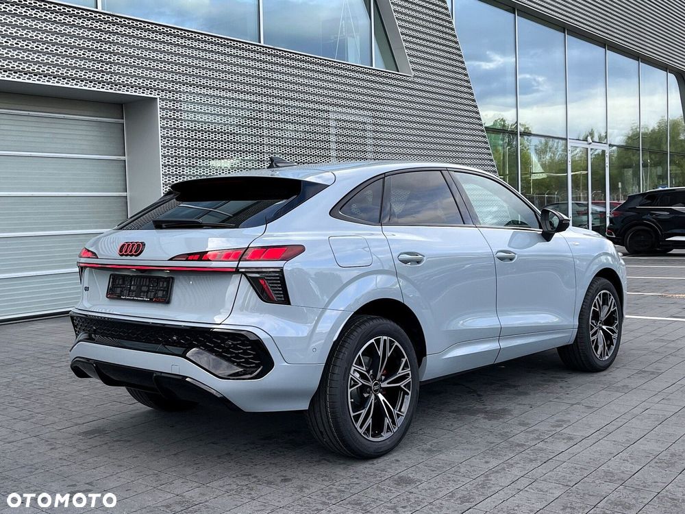 Audi Q3 Sportback - 25