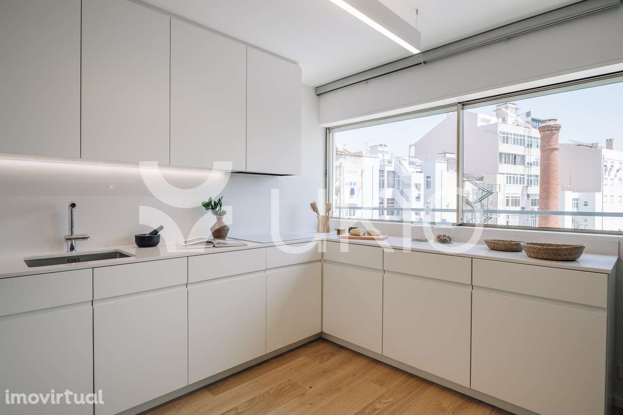 Apartamento T1 com ginásio em Av. de Roma - Campo Pequeno - Grande imagem: 3/22