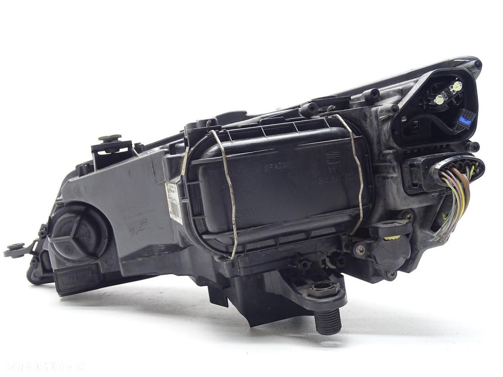LAMPA REFLEKTOR PRAWA PRAWY PRZEDNIA LED 5F2941008D SEAT LEON III 5F - 6