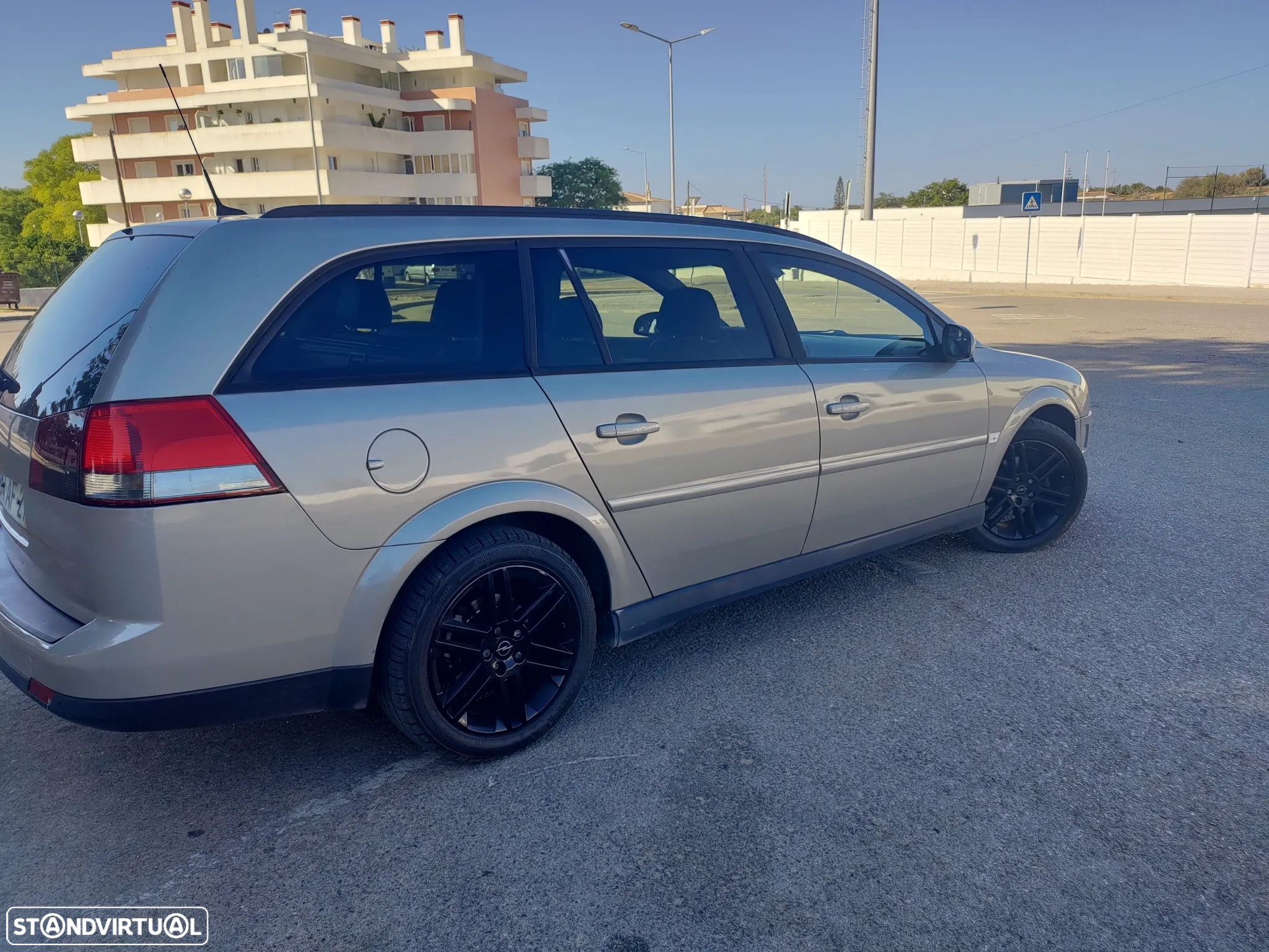 Opel Vectra Caravan 1.9 CDTi Elegance - 2