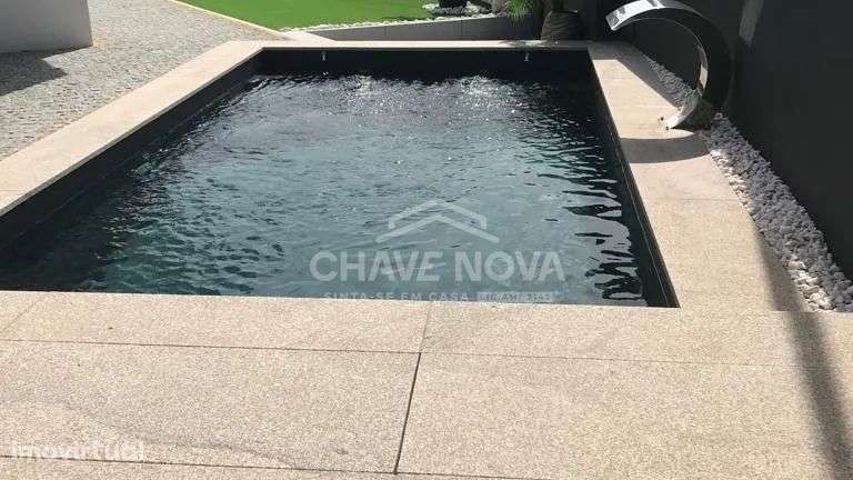 Moradia T3 Independente com Piscina – Madalena (a 1,5 km da Praia) - Grande imagem: 2/18