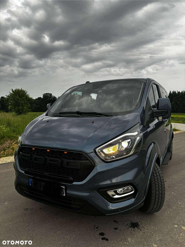 Ford Tourneo Custom - 5
