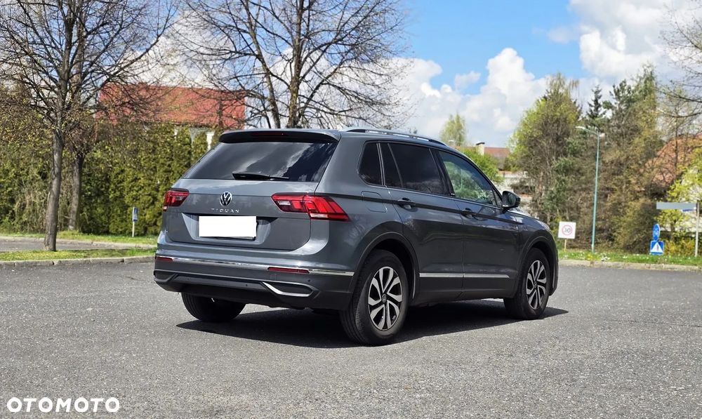 Volkswagen Tiguan 1.5 TSI OPF DSG ACTIVE - 11