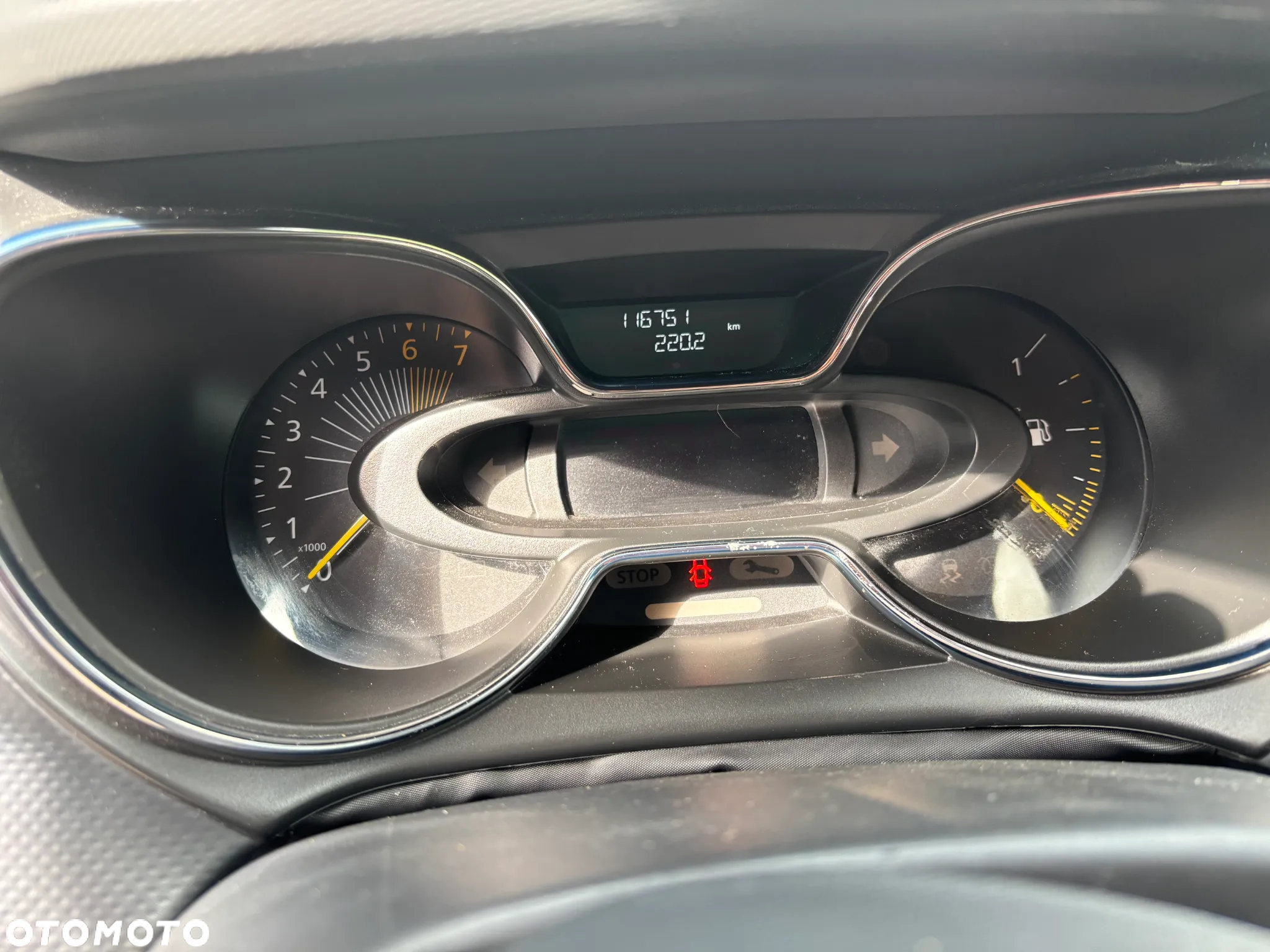Renault Captur 1.2 TCe Helly Hansen EDC - 6