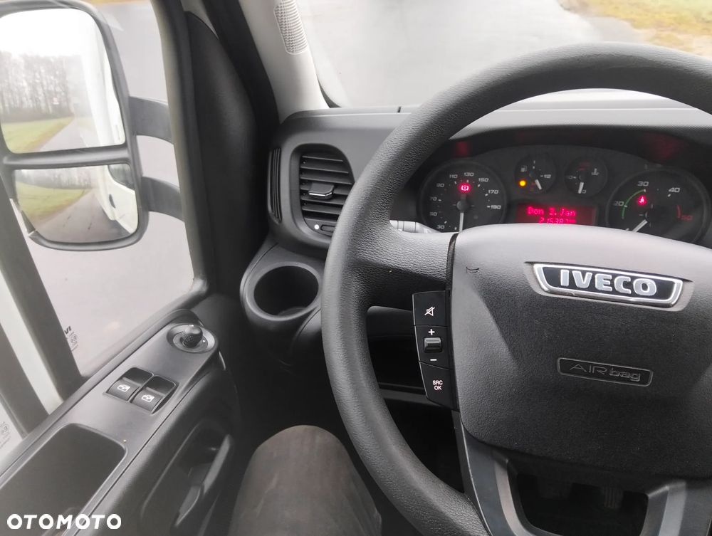 Iveco Daily - 27