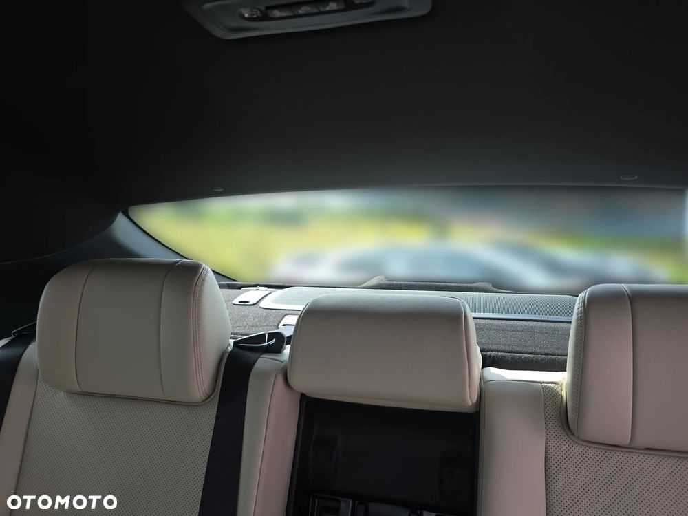 Toyota Camry 2.5 Hybrid Dynamic Force Executive e-CVT - 17