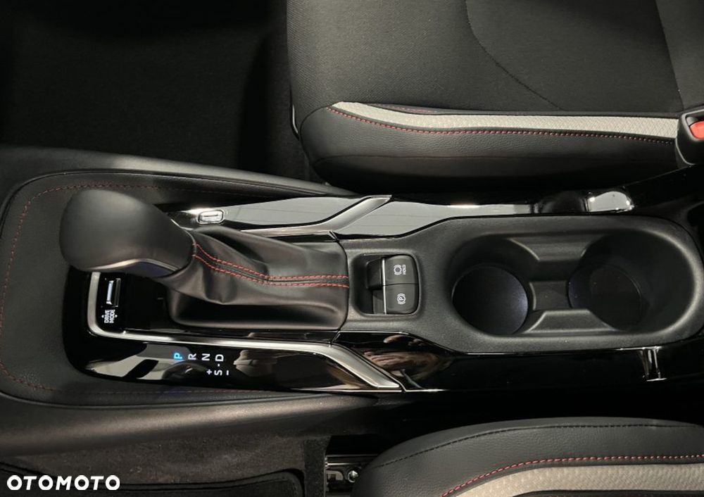 Toyota Corolla 2.0 Hybrid GR Sport - 8