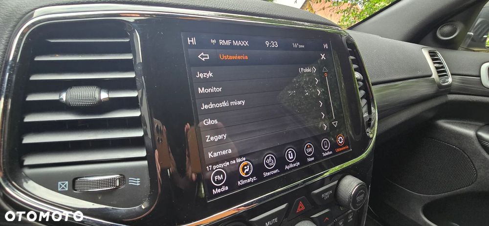 Jeep Grand Cherokee 3.6 V6 Laredo - 27