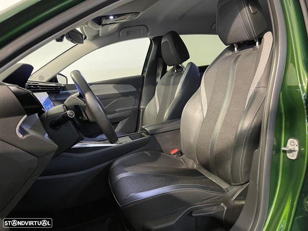 Peugeot 308 1.6 Hybrid Allure e-EAT8 - 12