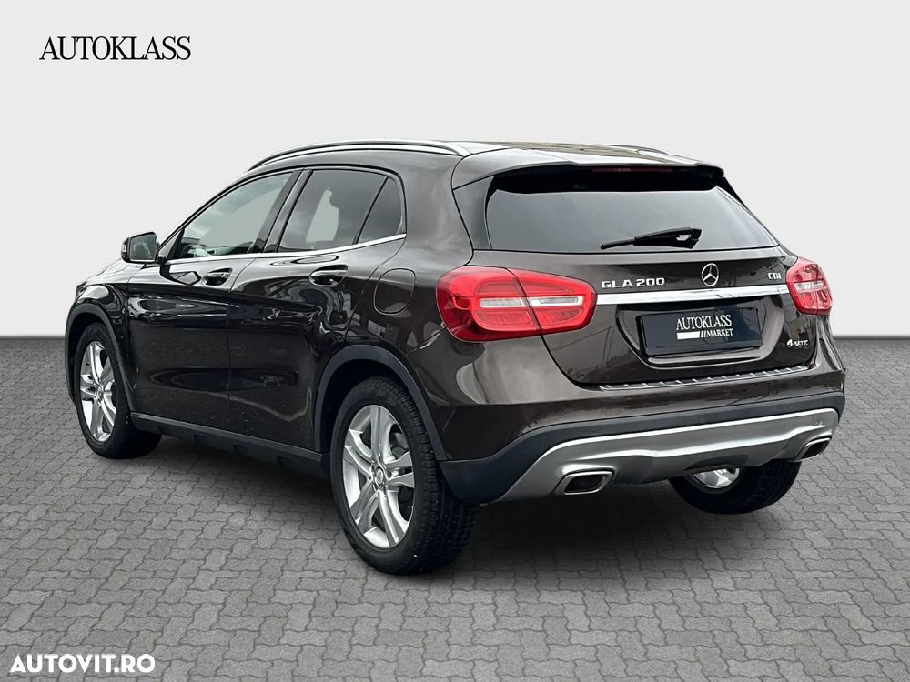 Mercedes-Benz GLA 200 (CDI) d 4Matic 7G-DCT Urban - 3