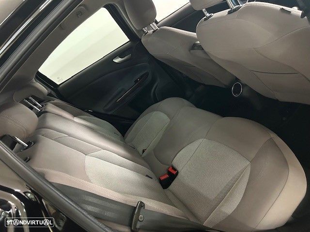 Alfa Romeo Giulietta 1.6 JTDM Distinctive - 18