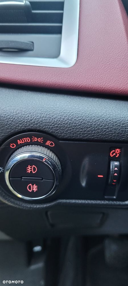 Opel Astra - 16
