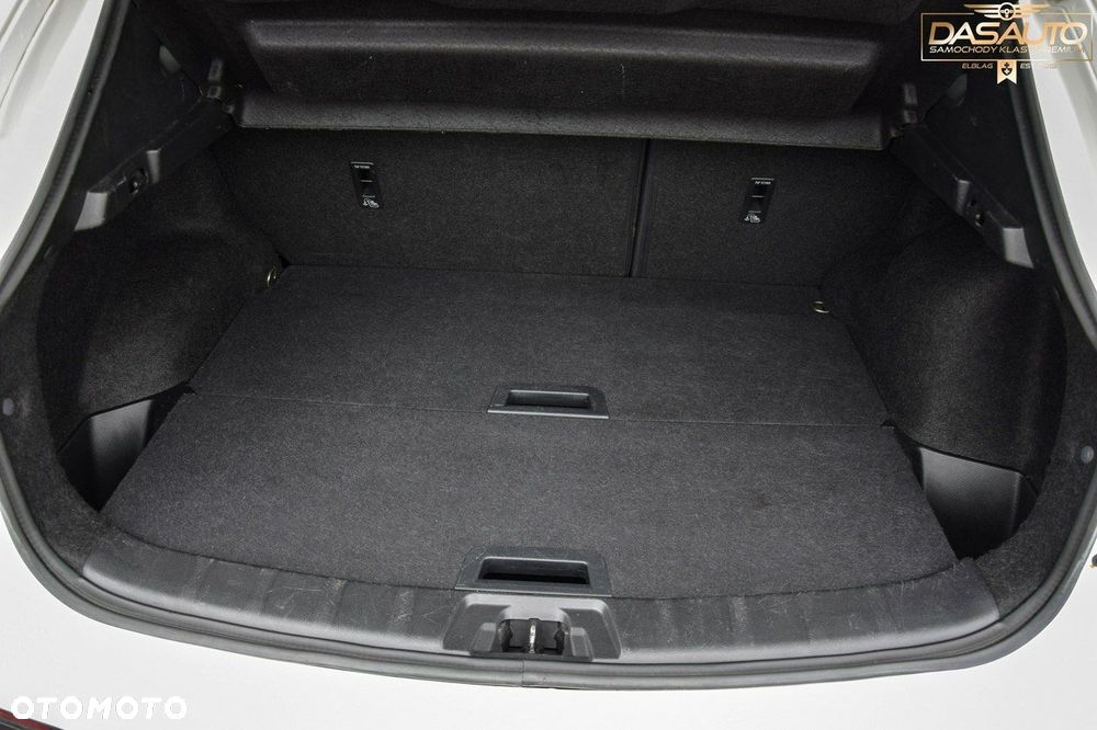 Nissan Qashqai 1.3 DIG-T DCT N-CONNECTA - 28