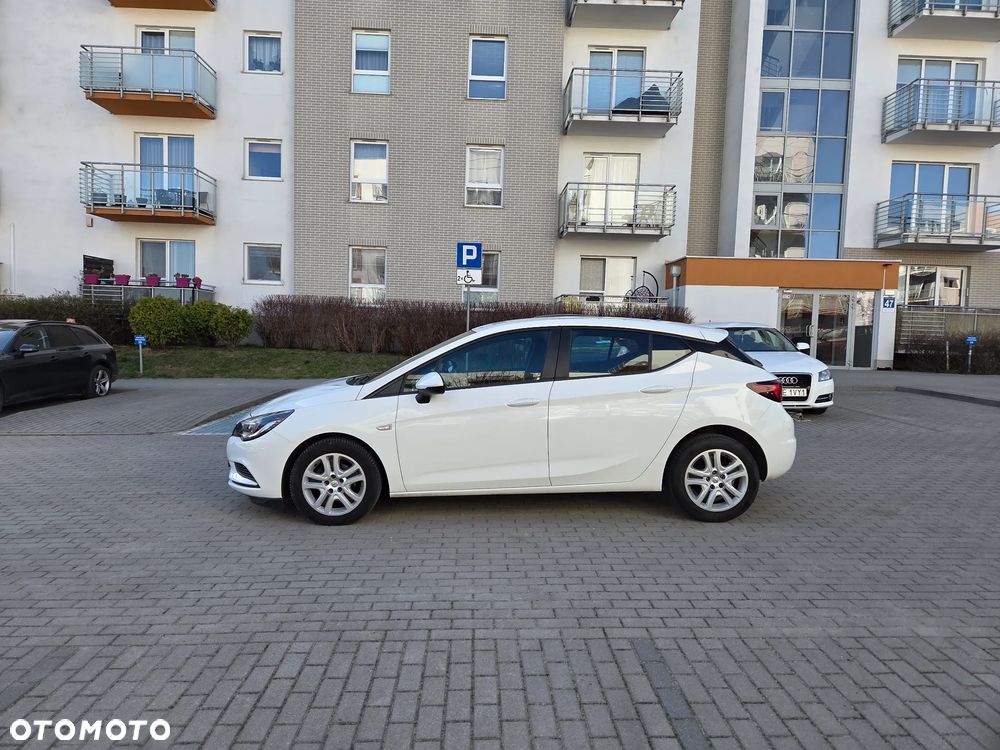 Opel Astra 1.6 CDTI Essentia S&S - 8